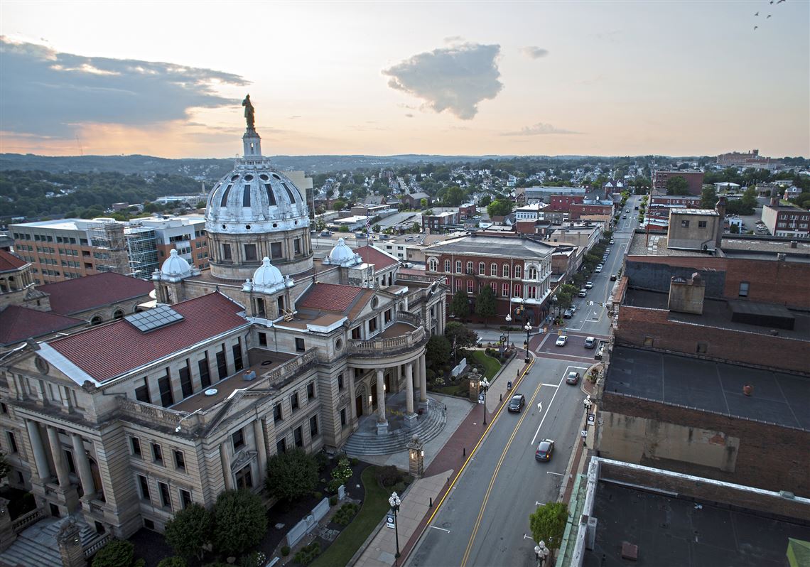 Washington County Courthouse in Washington, PA located in Washington County Pennsylvania.