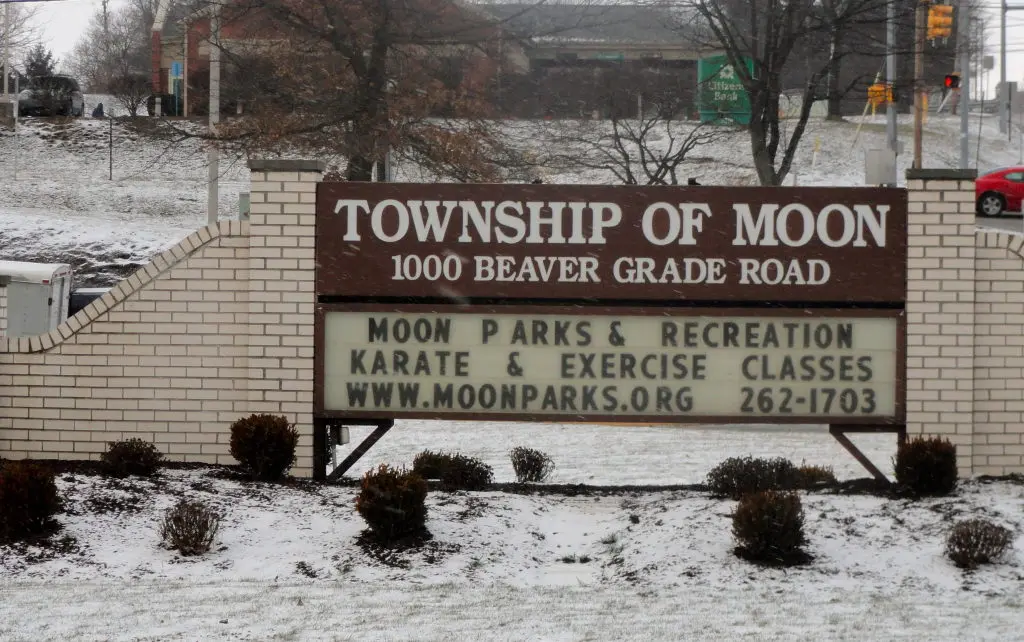 Welcome sign for Moon Township, PA located in Allegheny County near Pittsburgh.